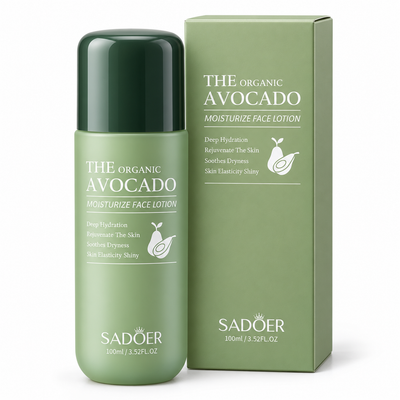 Loțiune SADOER Avocado 100 ml cu ambalaj pe fundal alb